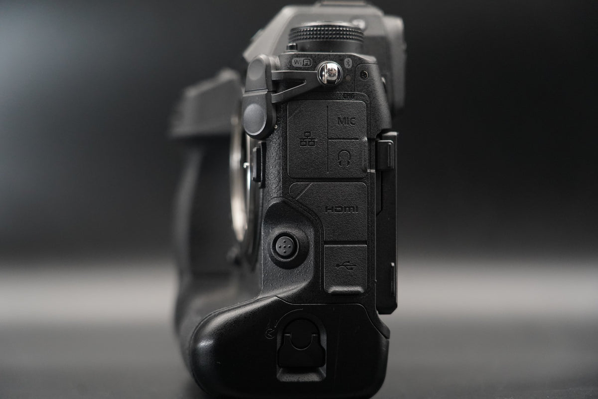 Nikon Z9 Mirrorless Camera Body mirrorless digital camera #11406