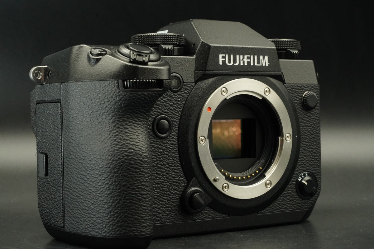 Fujifilm X-H1 24.3 MP Mirrorless Camera Black -11 cuts- #12338