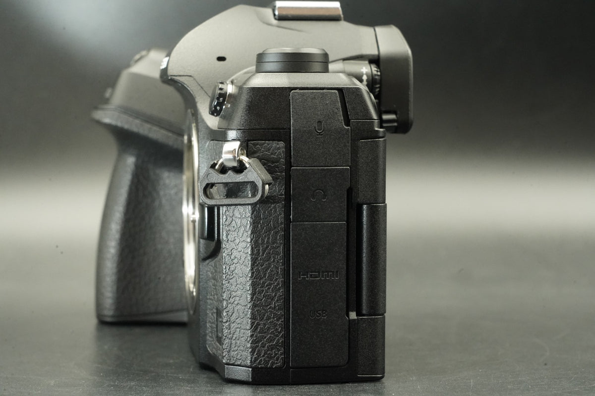 OM SYSTEM OM-1 Mark II Mirrorless Camera -4777 cuts- #11922