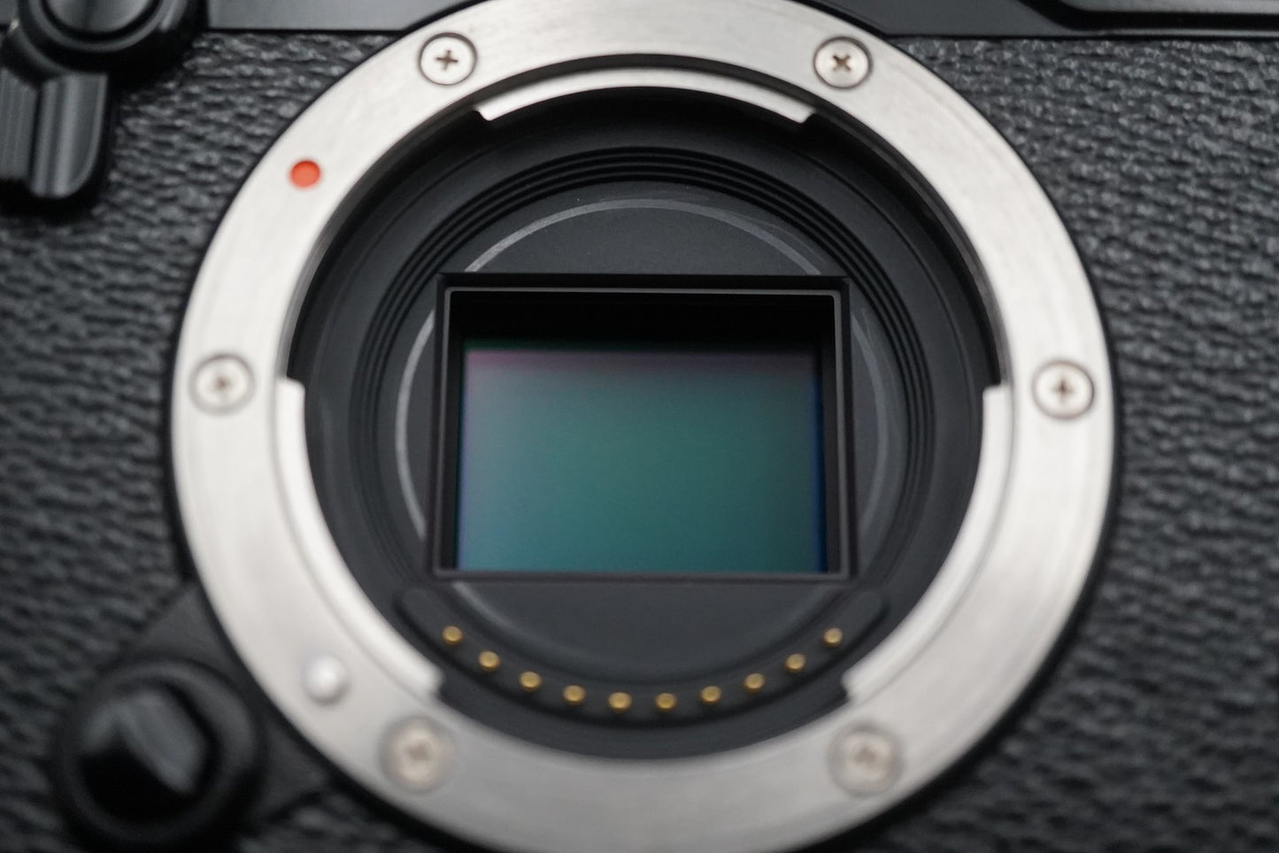 Fujifilm X-Pro2 24.3MP Mirrorless Digital Camera Body Black -332 cuts- #11085