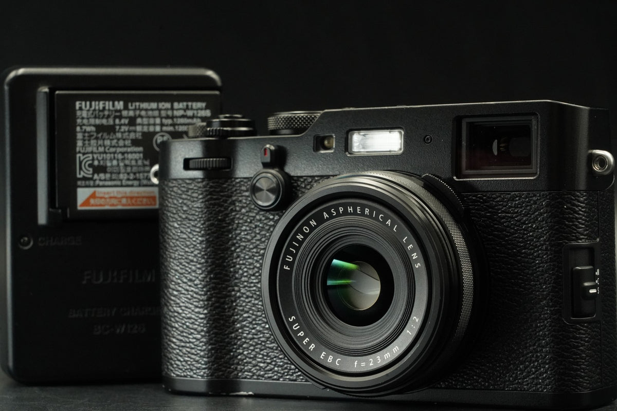 Fujifilm X100F 24.3MP Digital Camera Black -7500 cuts- US STOCK #12241