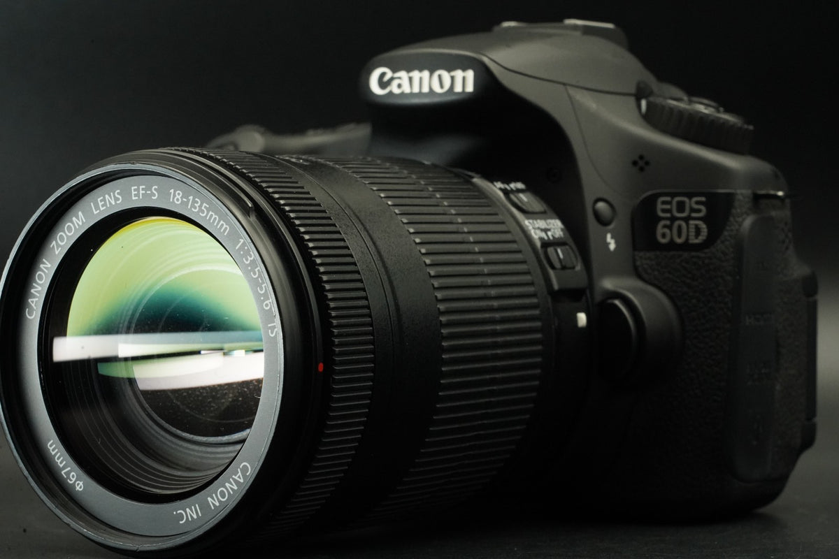 Canon EOS 60D DSLR 18MP w/ EF-S 18-135mm IS Camera -4432 cuts- US STOCK #11600