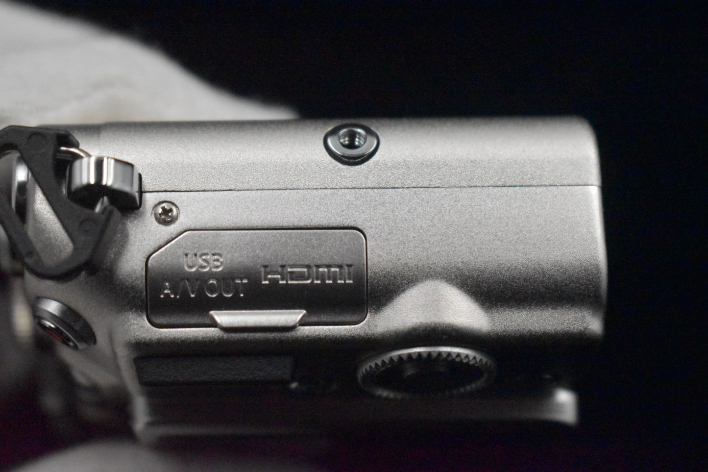 [US Duty Paid] Olympus Pen Lite E-PL6 16.0MP Body Only Silver 8595