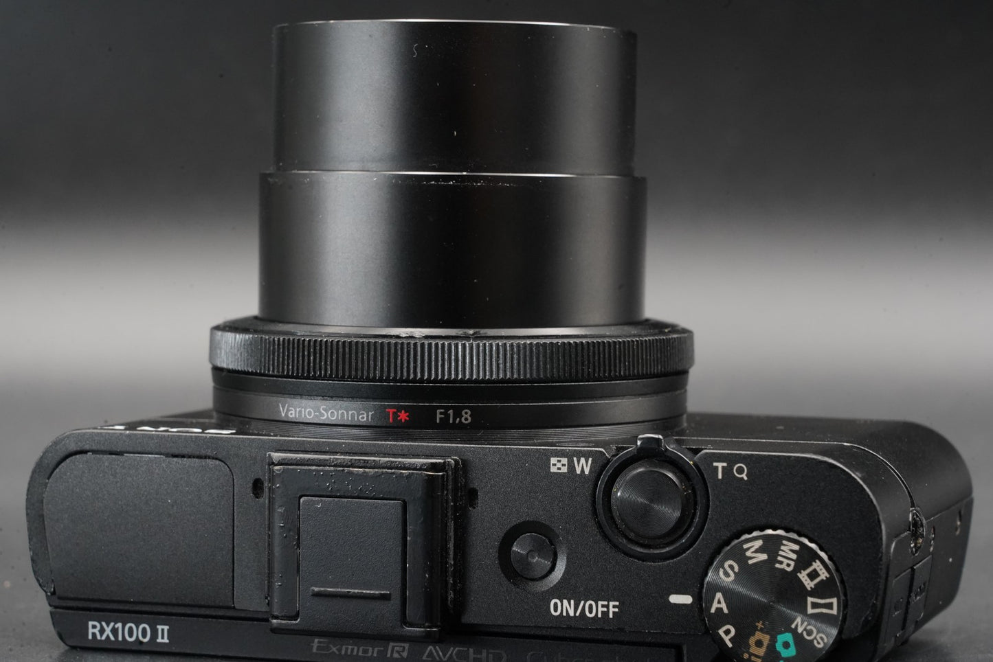 Sony Cyber-shot DSC-RX100 II M2 20.2MP Digital Camera US Duty Paid 11440