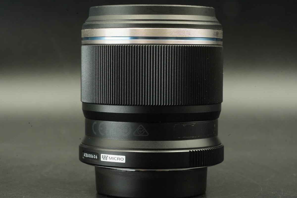 Olympus M.Zuiko Digital ED 30mm f/3.5 Macro Lens #12239