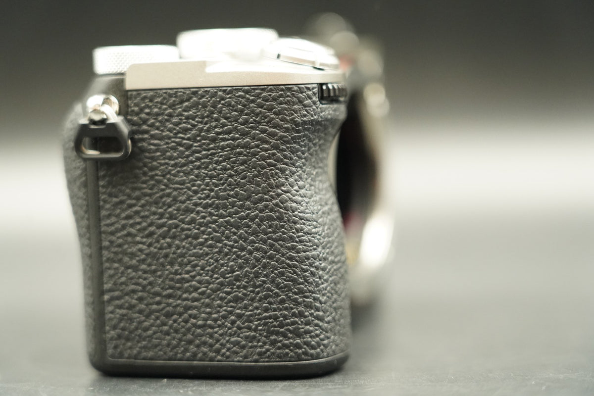 Sony a7C II Alpha 7C II ILCE-7CM2 Mirrorless Camera Silver -802 cut- #12258