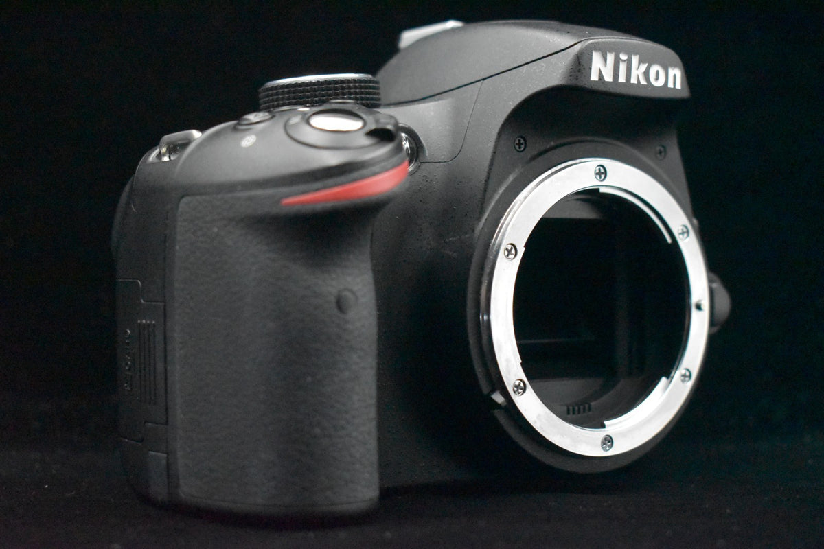 Nikon D3200 DSLR Digital Camera Black with Lens 3119 shots [] US STOCK #9335