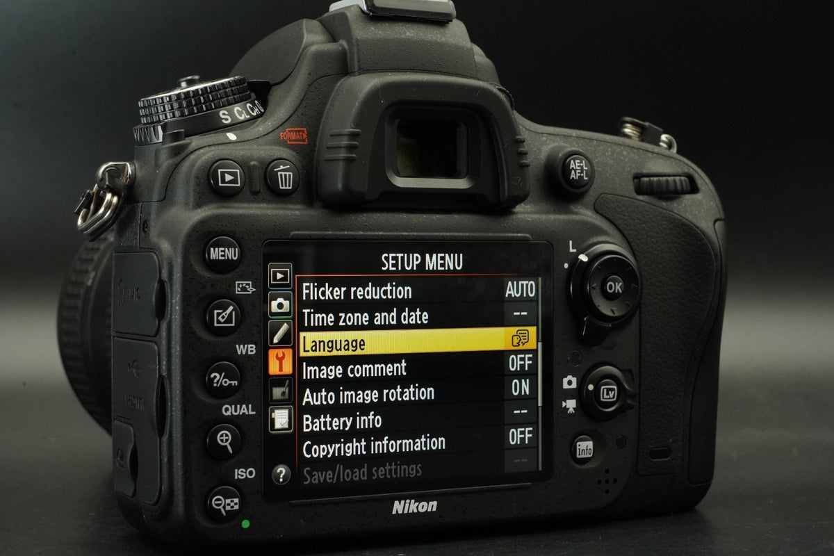 Appareil photo reflex numérique plein format Nikon D610 avec AF-S 24-85mm...