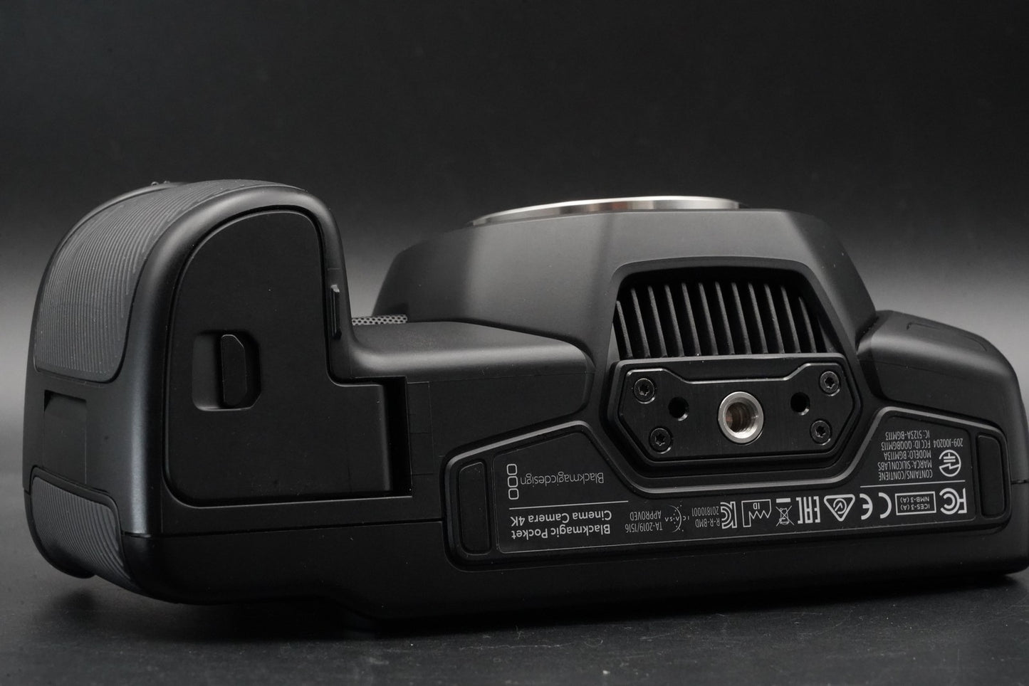 Blackmagic Design Pocket Cinema Camera 4K Camcorder BMPCC (M4/3 Mount) 11011