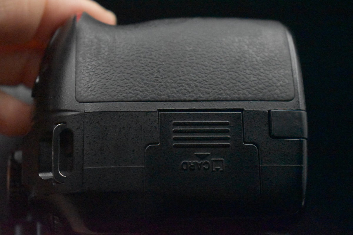 [US Duty Paid] Cámara de video digital Nikon D5300 24,2 MP DSLR con lente 9113