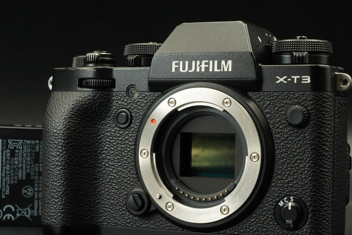 Fujifilm X-T3 Mirrorless Digital Camera Black -25 cuts- US STOCK #12172