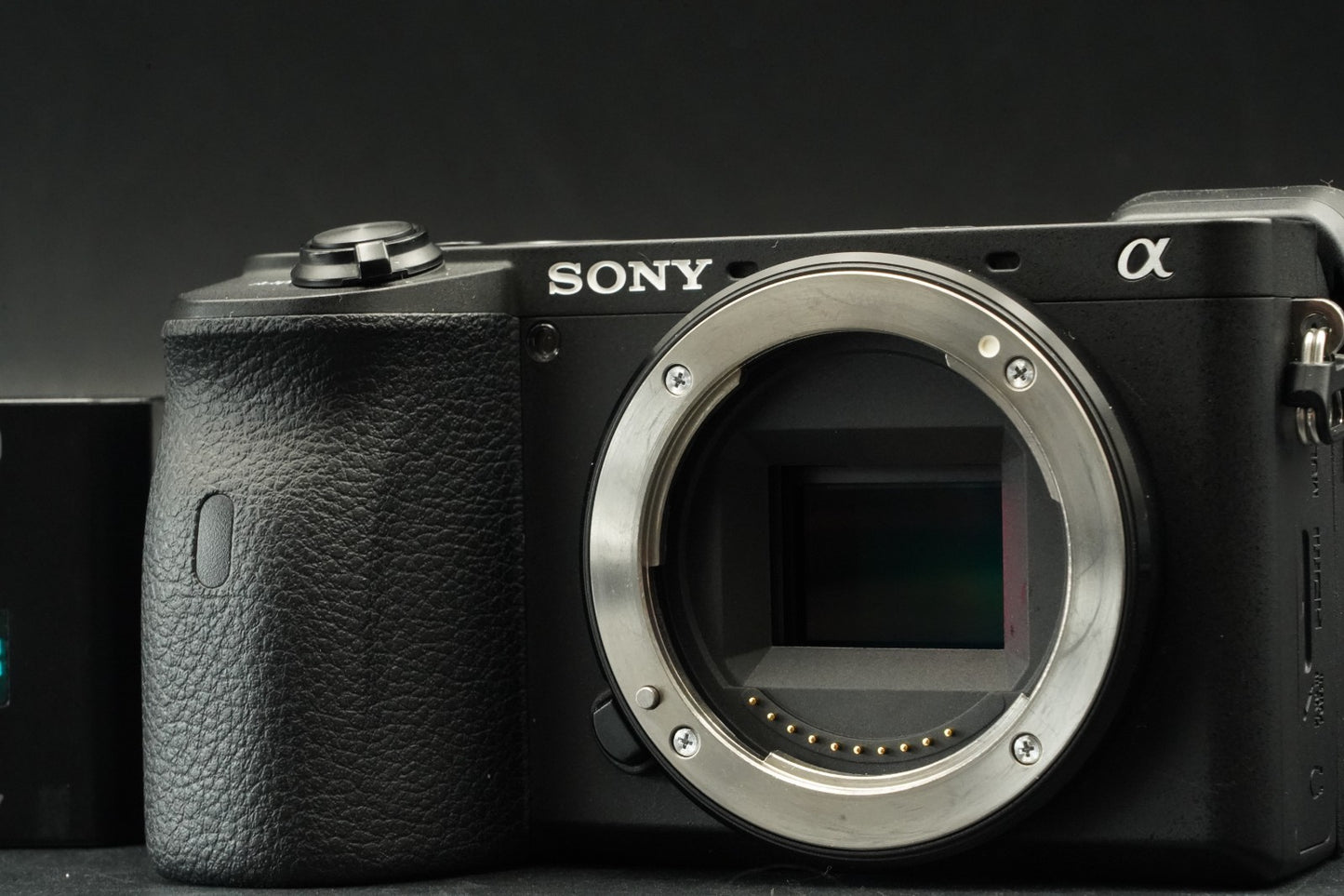 18473 cuts!! Sony Alpha a6600 ILCE-6600 English Language US DUTY PAID 11583