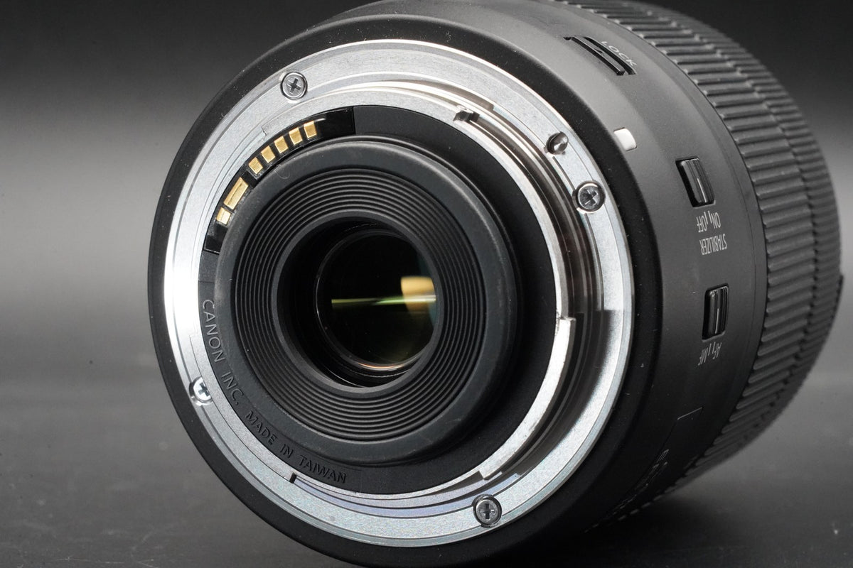 Canon EF-S 18-135mm f/3.5-5.6 IS USM AF Zoom Lens US STOCK #R0133