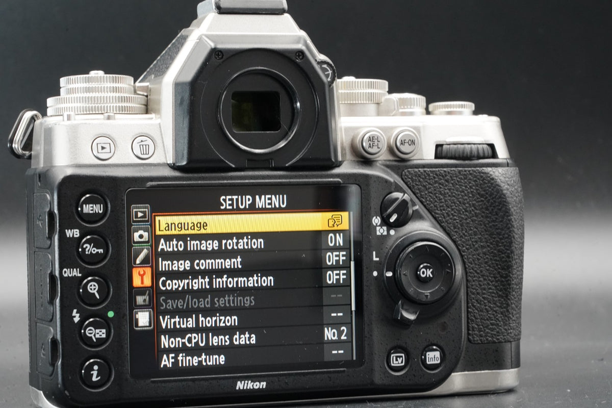 Nikon Df Silver DSLR Digital Camera Body -8818 cuts- #11462