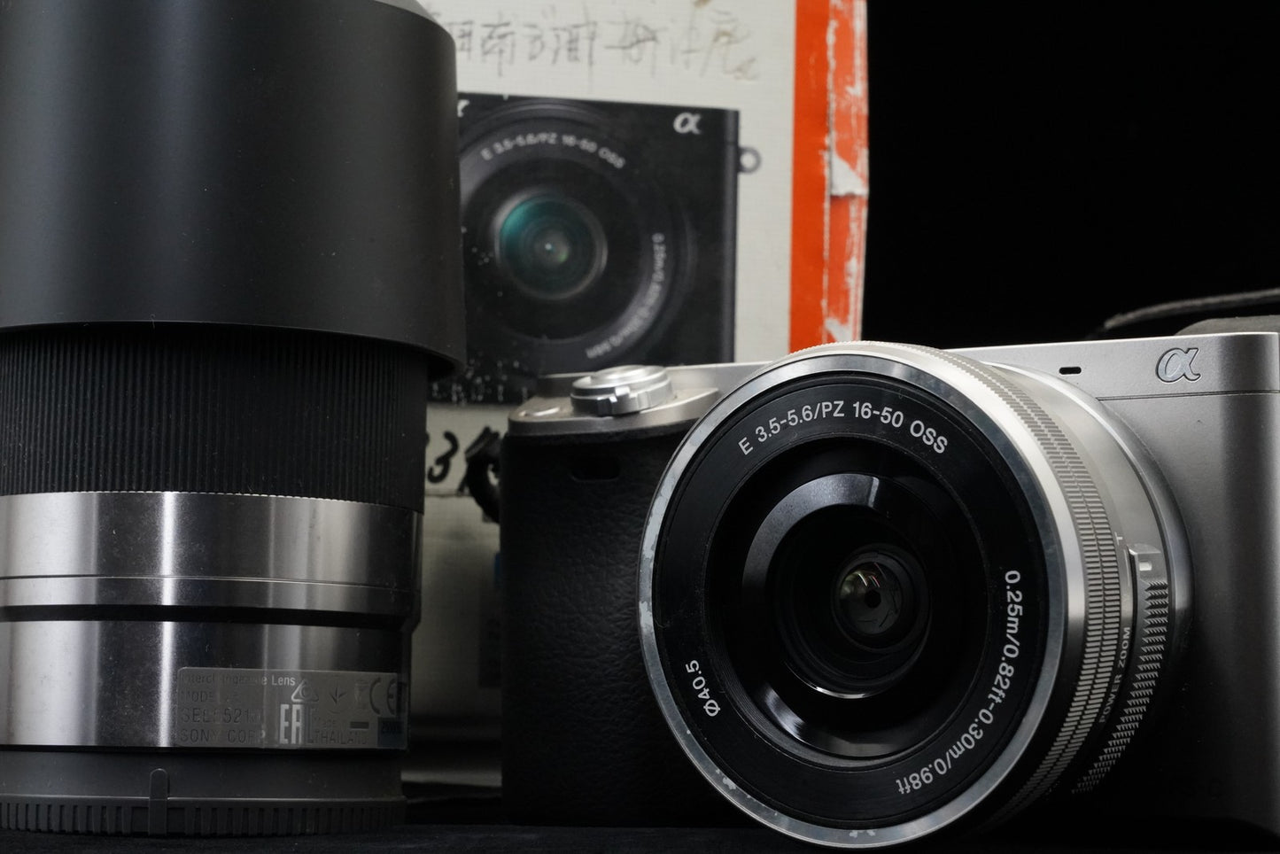2 Lenses! [US DUTY PAID] Sony a6000 Digital Mirrorless Camera Silver 10371