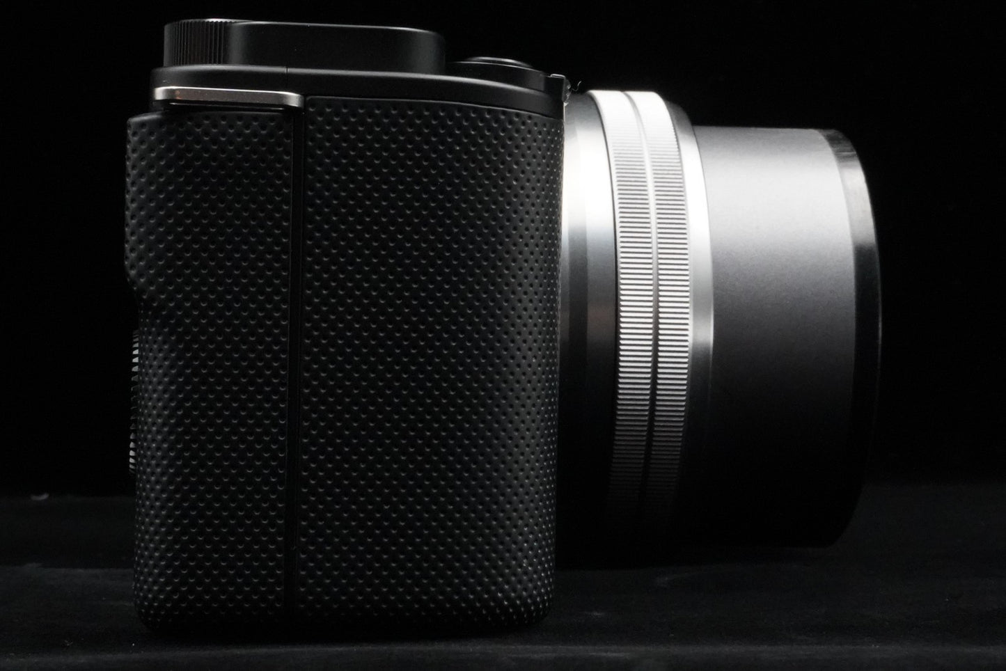 Sony Alpha ZV-E10 Mirrorless Vlog Camera with Lens Black US Duty Paid 10355