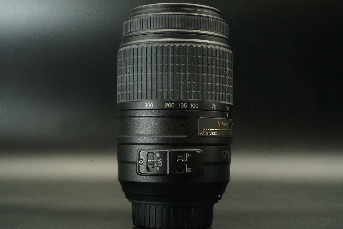 Nikon D5300 AF-S 18-55mm + 55-300mm Lens -147K cuts- US STOCK #12230