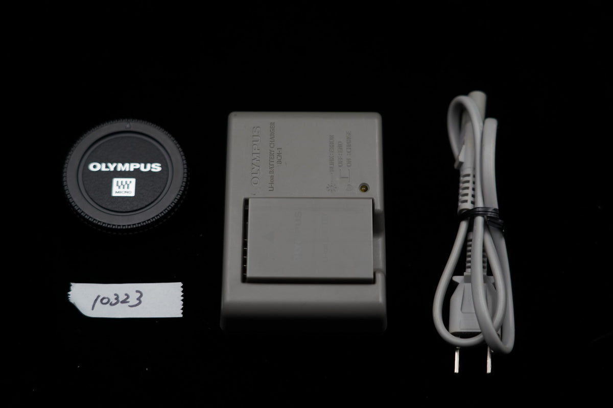 Olympus PEN-F Digital Mirrorless Camera Body Digital Camera US STOCK #10323