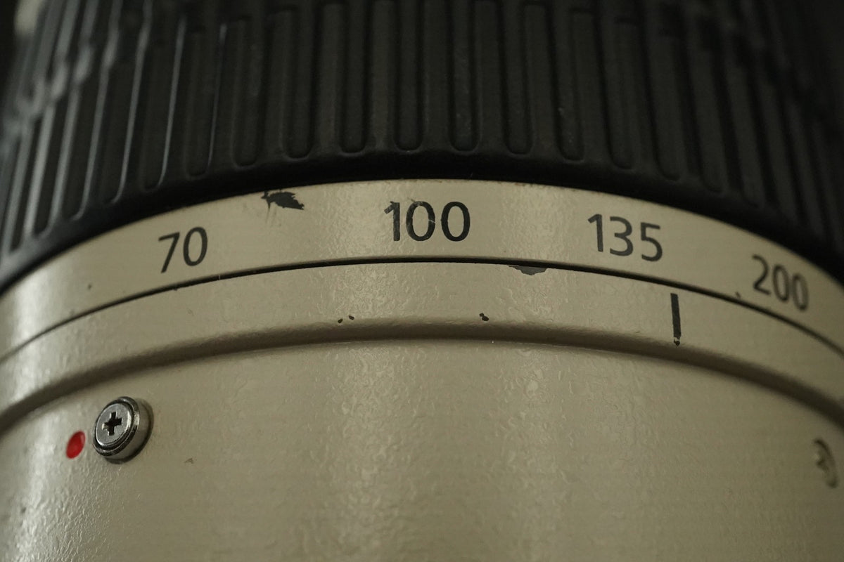 Canon EF 70-200mm F/2.8 L IS USM Telephoto Zoom Lens US STOCK #12298