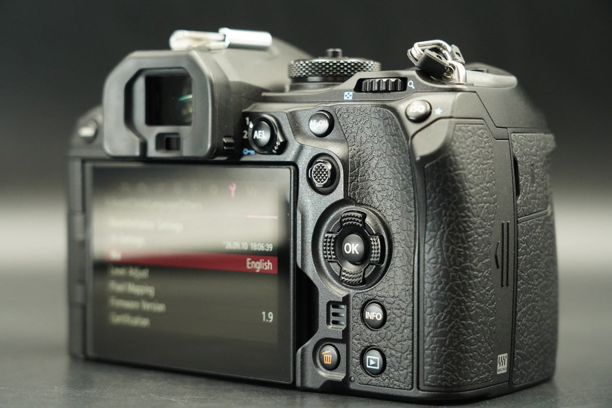 OLYMPUS OM System OM-1 20.4MP Mirrorless Camera -739 cuts- #12216