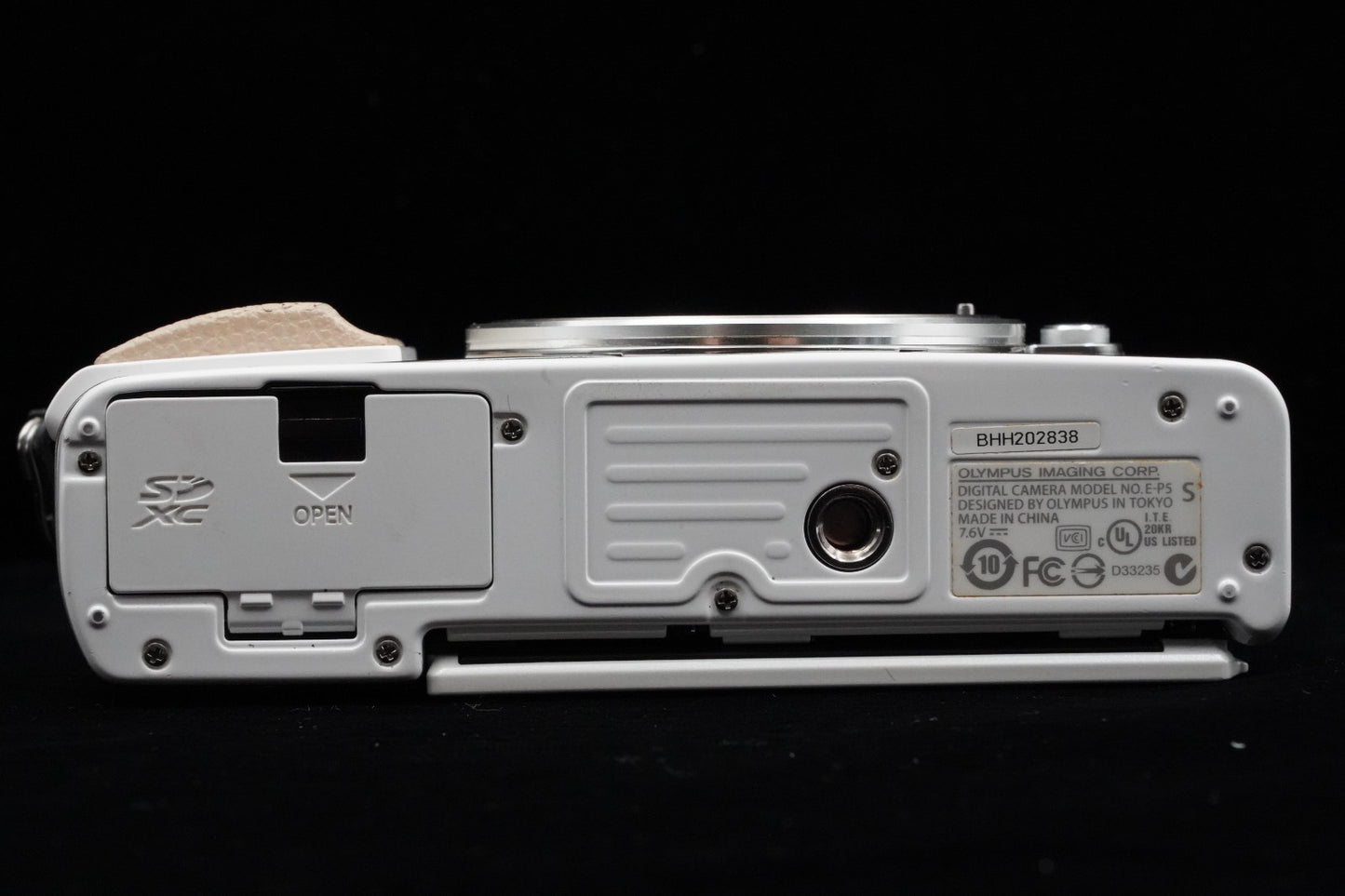 Olympus PEN E-P5 White Body Wifi Digital Camera US Duty Paid Japan 9454