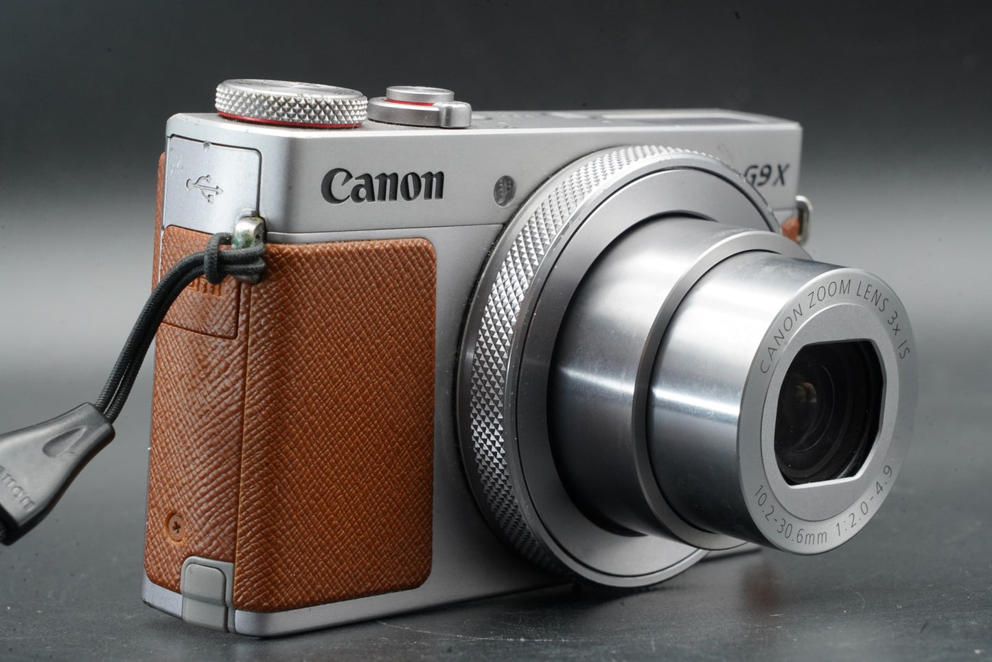 Canon Powershot G9X Mark II 20.1MP Silver Digital Camera US Duty Paid 11128