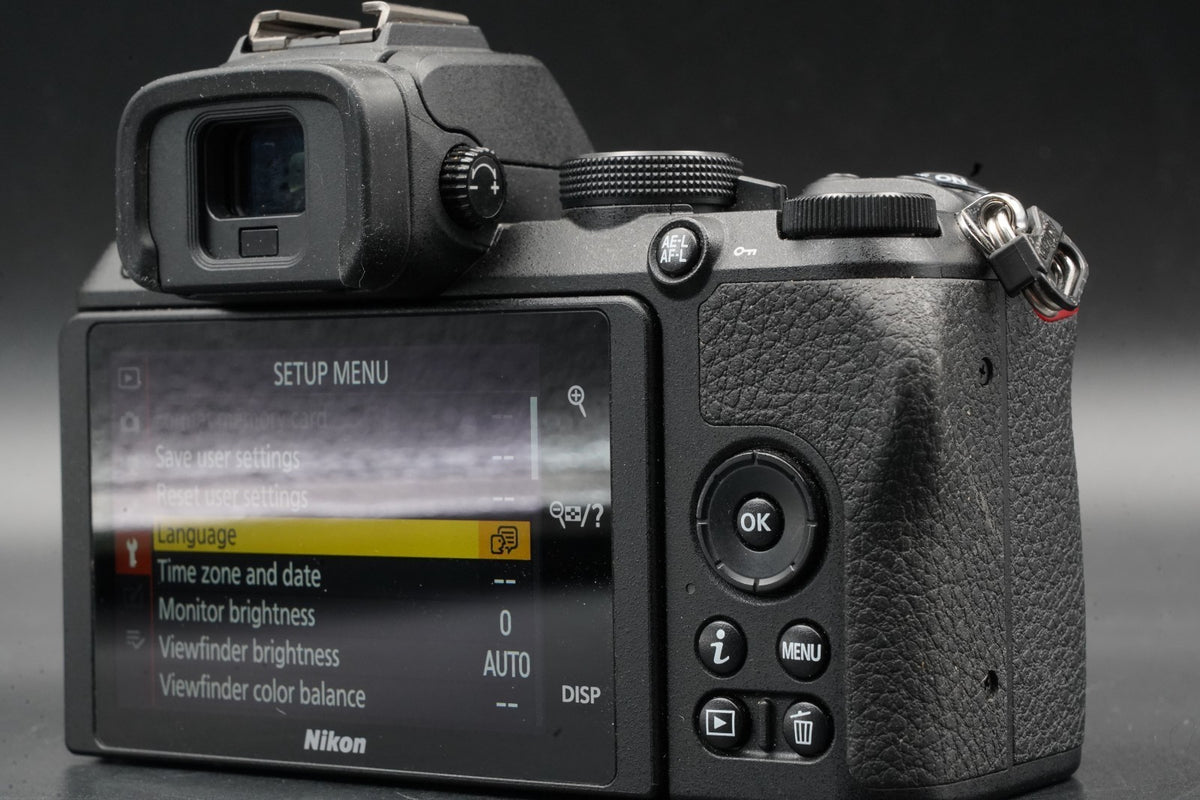Nikon Z50 con lente DX 16-50mm VR SC menores de 30 años de Japón -3% de...