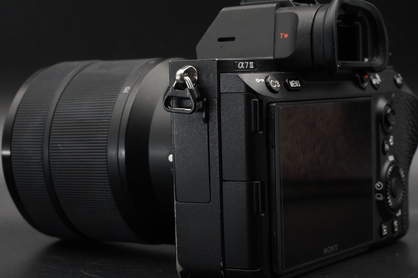 Sony Alpha a7 III ILCE-7M3 Mirrorless Digital Camera w/ FE 28-70 Lens 10825