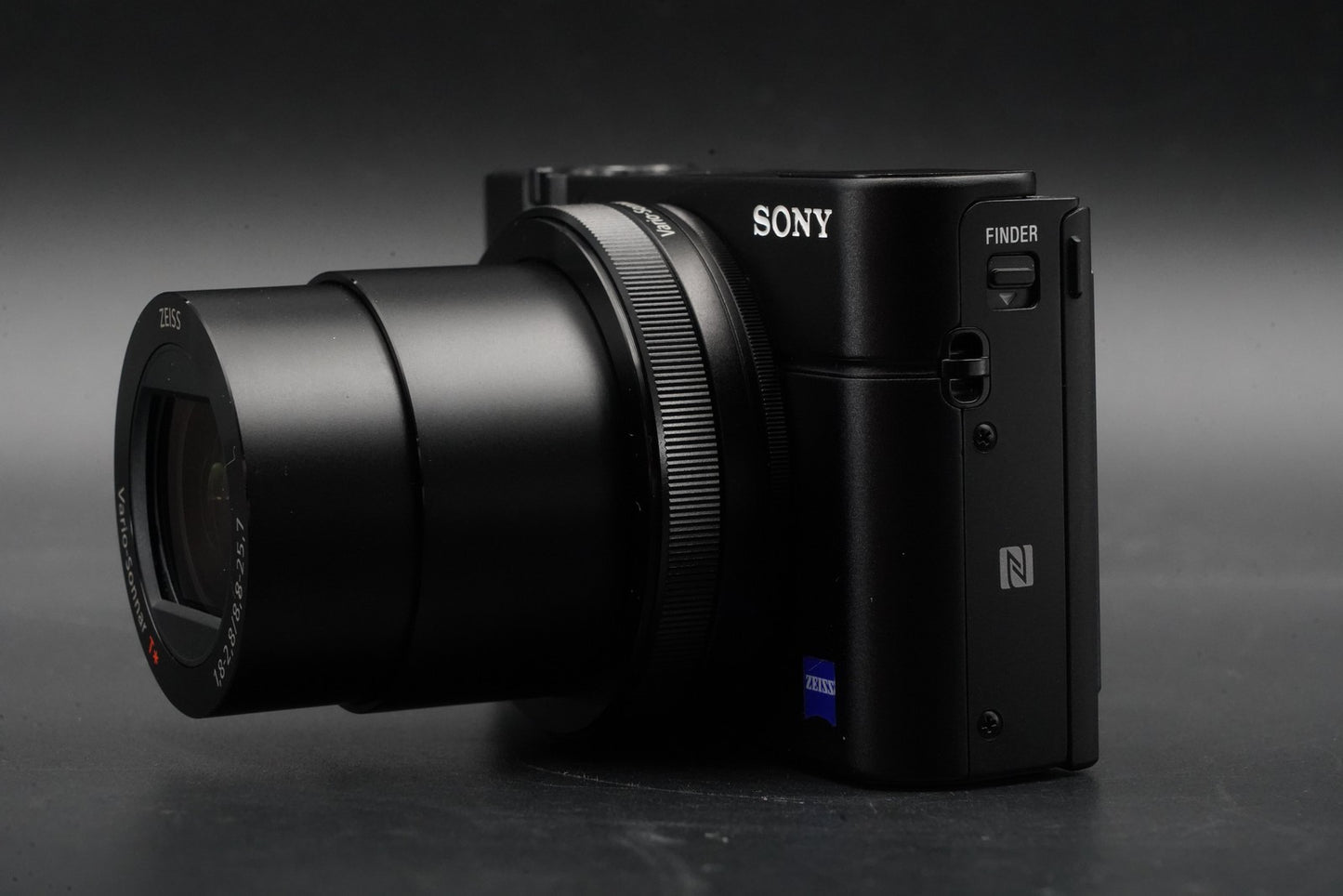 Sony Cyber-shot DSC-RX100M3 III Point Shoot Digital Camera US Duty Paid 10785