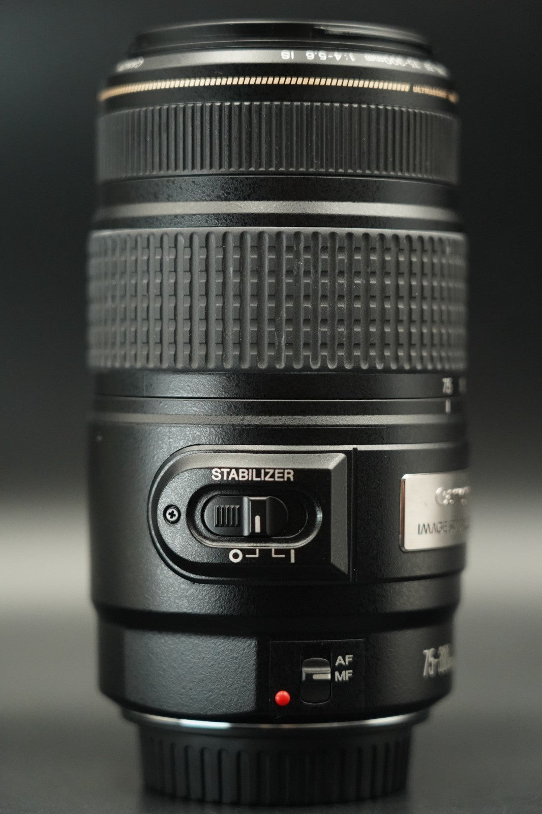 Canon EF 75-300mm f/4-5.6 IS USM Telezoomobjektiv aus Japan #11559