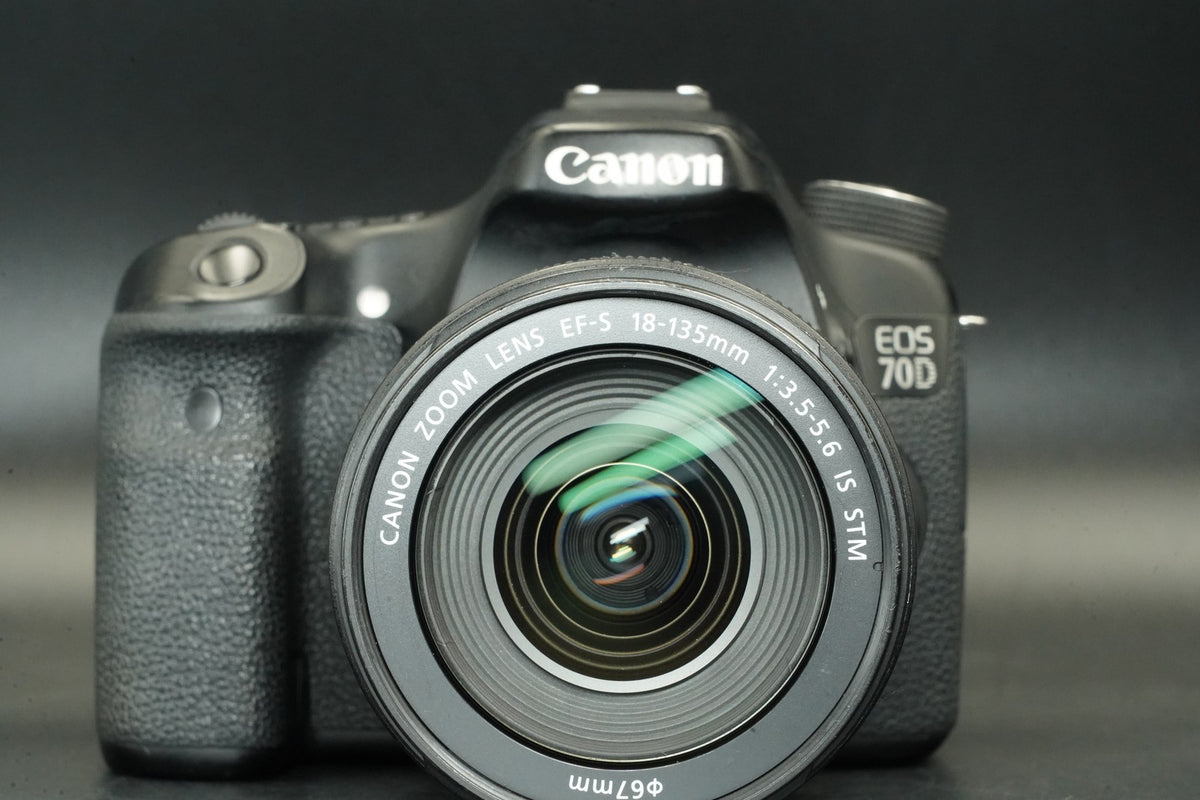 Canon EOS 70D DSLR Digital SLR Camera with EF-S 18-135mm Lens US STOCK #11870