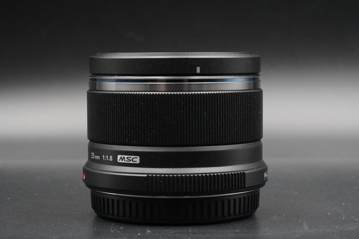 OLYMPUS M.ZUIKO DIGITAL 25mm F/1.8 Black Lens US STOCK #11784