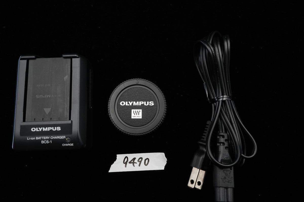 Olympus PEN E-P3 Digital Camera Silver From Japan [] US STOCK #9490