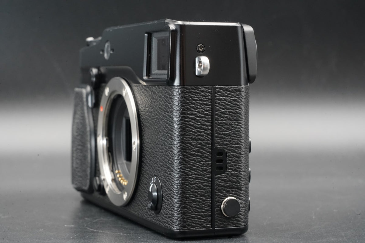 Fujifilm X-Pro1 Mirrorless Digital Camera Black US STOCK #11402