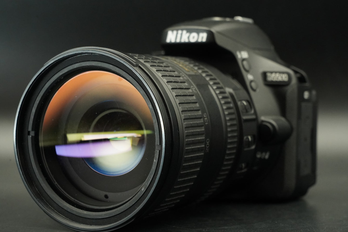 Nikon D5500 DSLR Digital Camera with AF-S 18-200mm Lens -12963 cuts- #11518