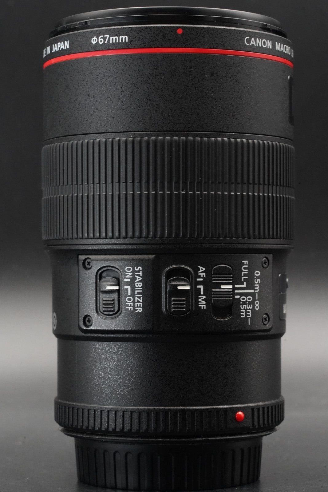 Canon EF 100mm F/2.8 L IS USM Macro Lens ALMOST UNUSED #12101