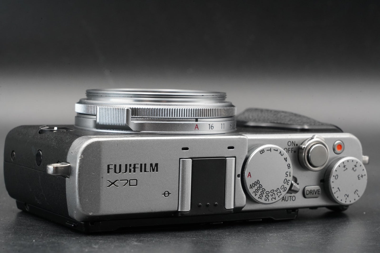 Fujifilm Fuji X70 X 70 Silver 16.3MP Digital Camera US DUTY PAID 11299