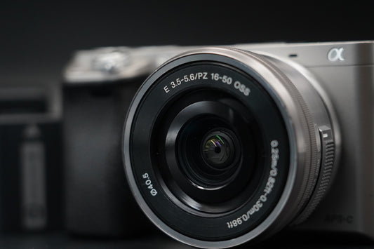 Sony a6000 Digital Mirrorless Camera with Lens Silver US Duty Paid 10724