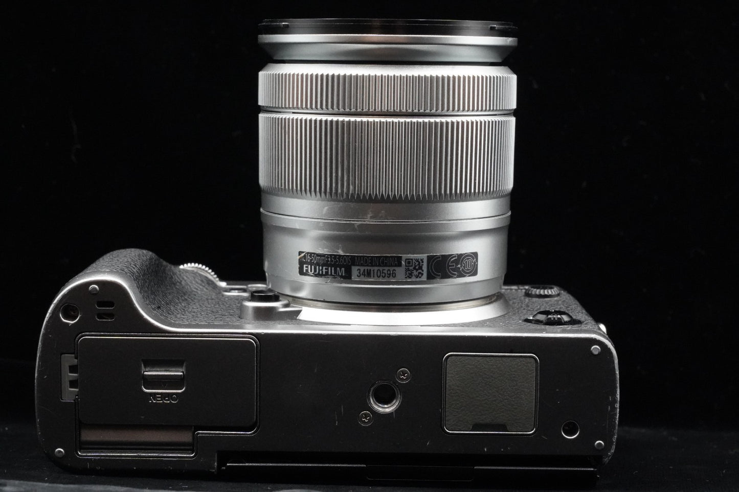Fujifilm X-T3 Mirrorless Digital Camera Silver with Lens US Duty Paid 9939