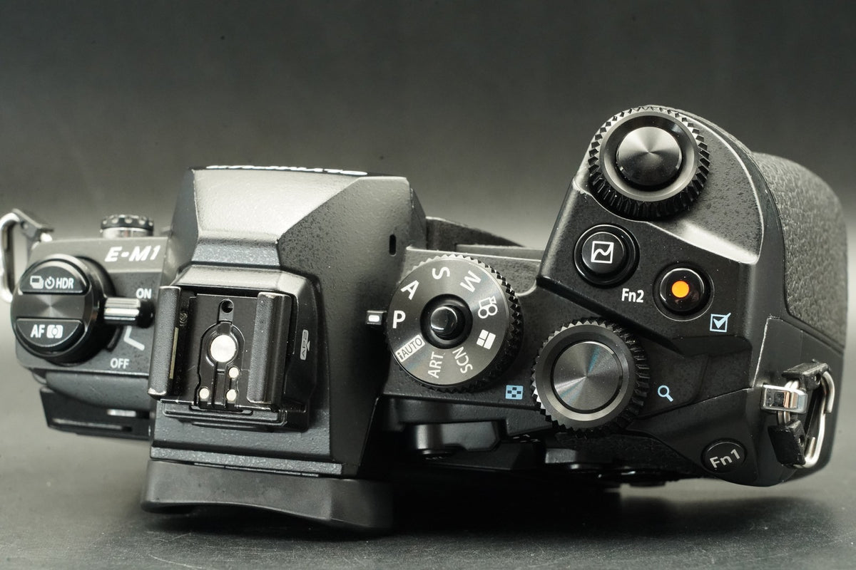 Olympus OM-D E-M1 Digital Camera Black Body From JAPAN -19256 cut- #12405