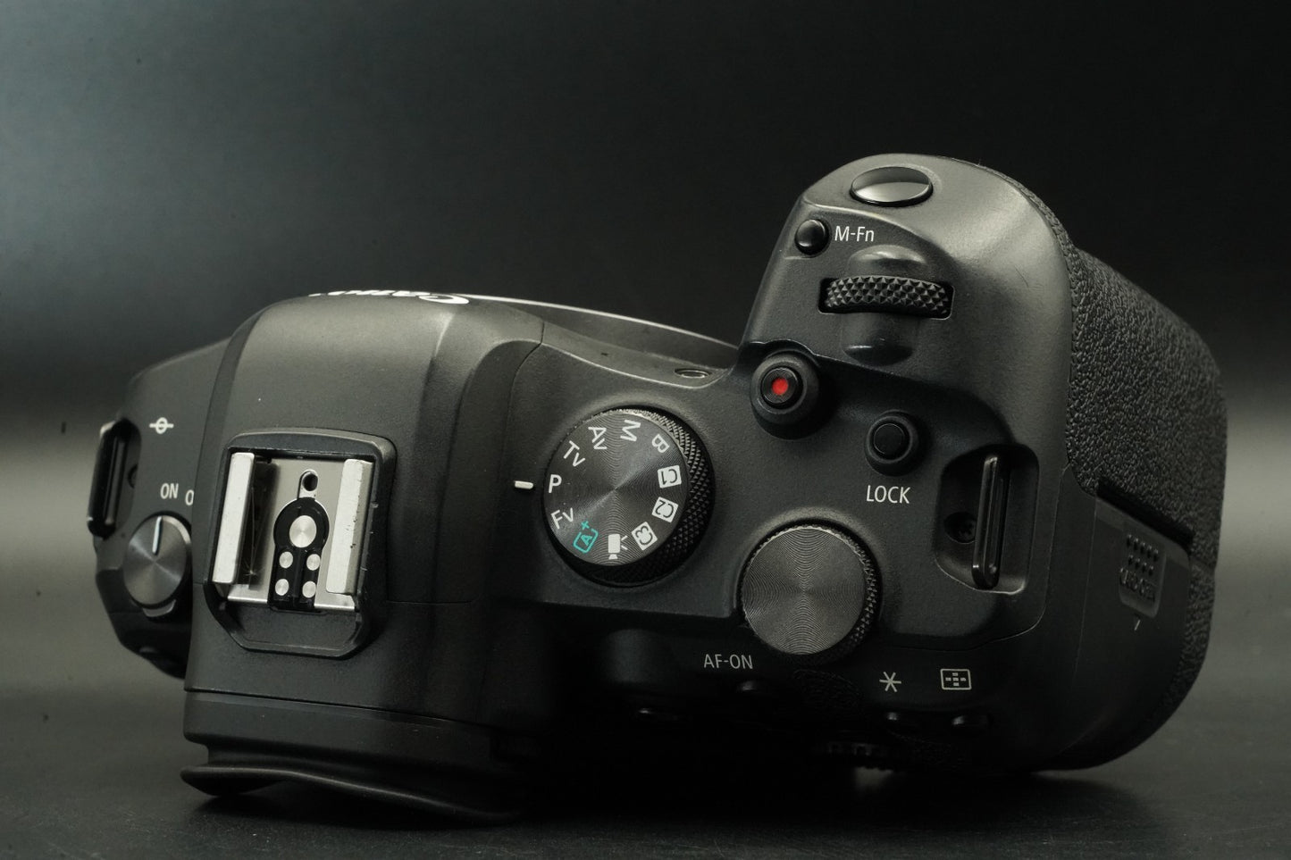 2384 cuts!! Canon EOS R6 20.1MP Mirrorless Camera US DUTY PAID 11660