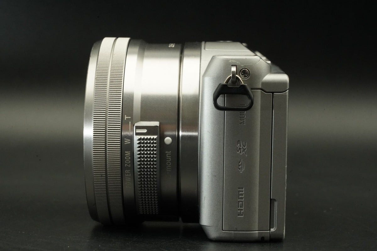 Sony Alpha a5000 Mirrorless Digital Camera with Lens Silver US STOCK #12347