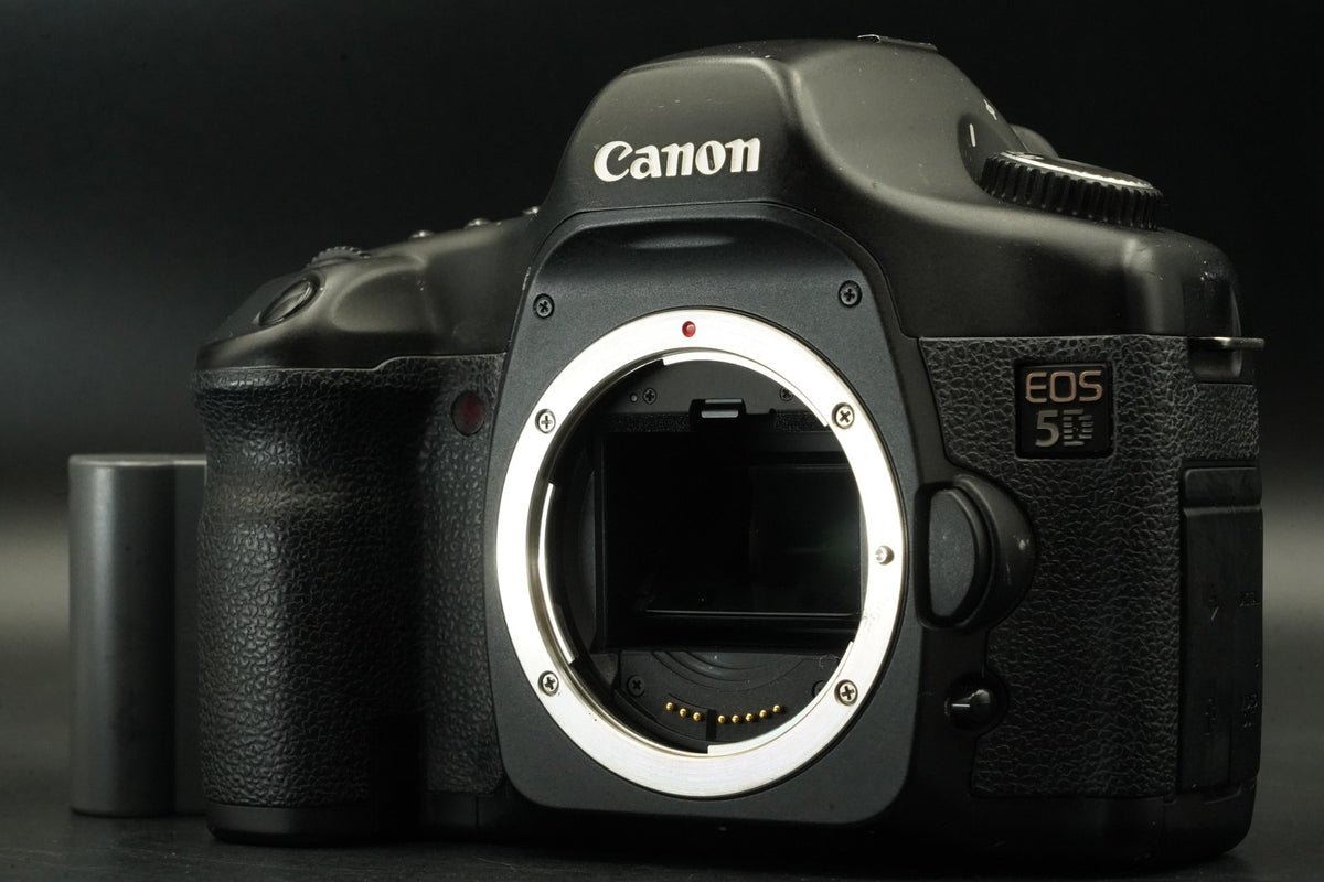 Canon EOS 5D Digital SLR Full Frame Camera Body Only #12372