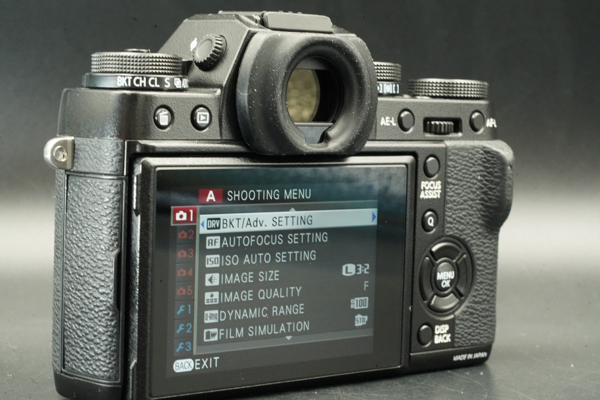 Fujifilm X-T1 Mirrorless Digital Camera 16.3MP Black -2623 cuts- #12254