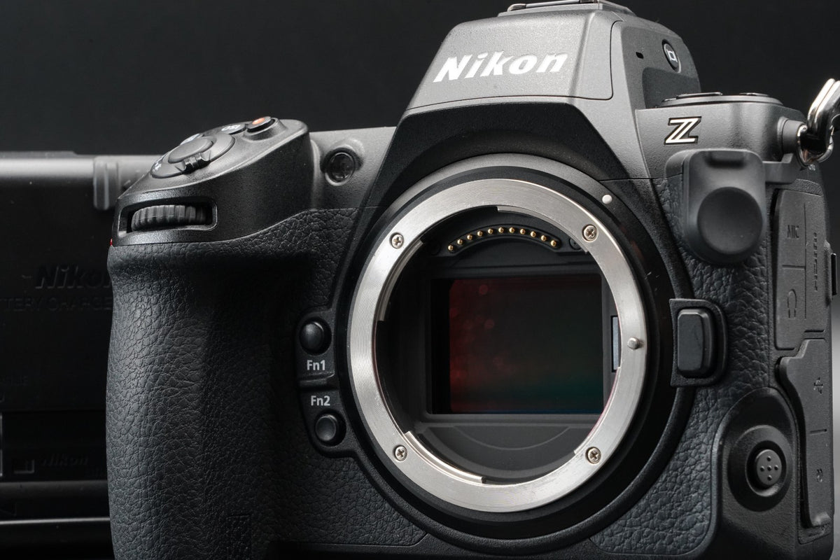 Nikon Z8 Mirrorless Digital Camera Body Top Mint US STOCK #11147