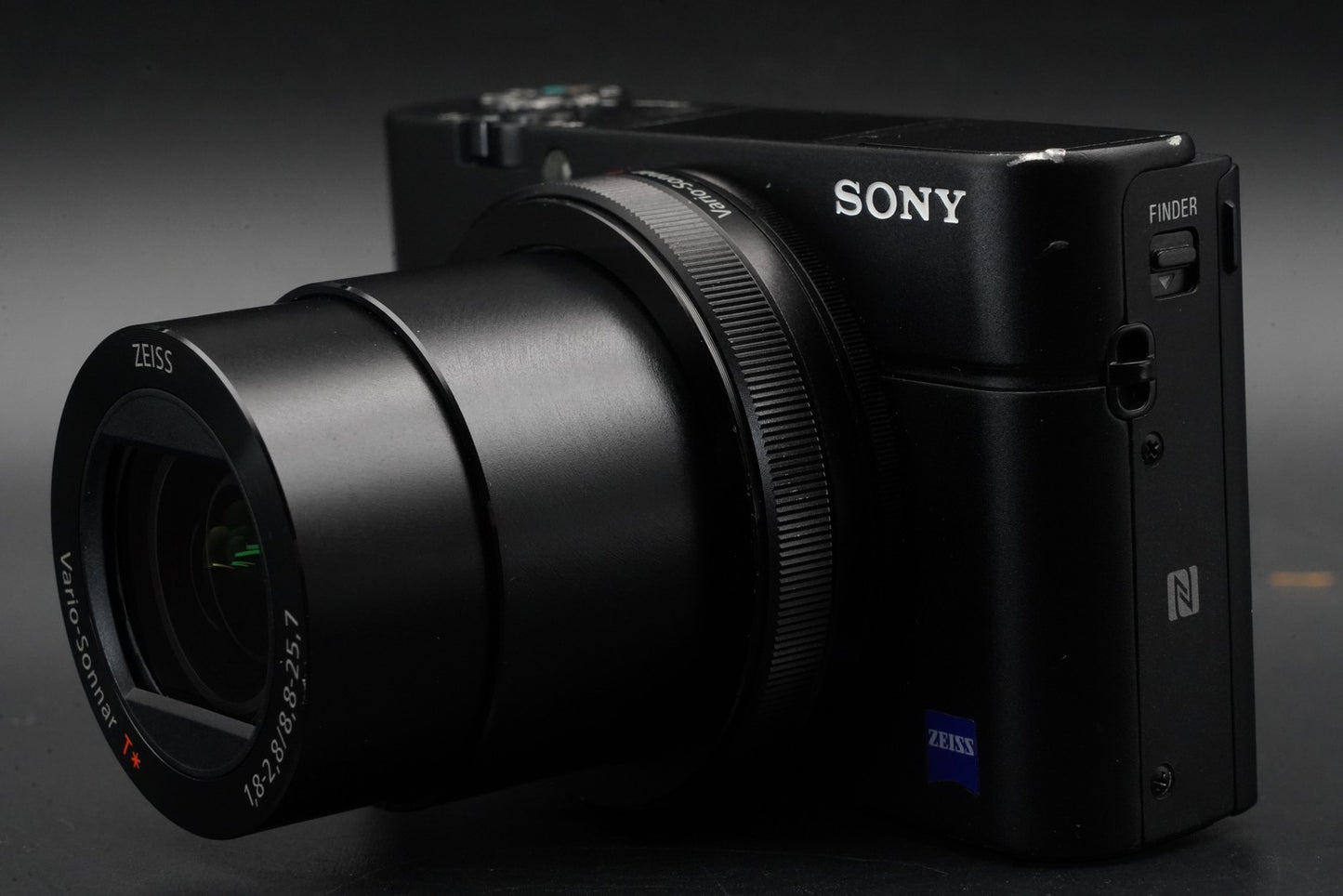 Sony Cyber-shot DSC-RX100M3 III Point Shoot Digital Camera US Duty Paid 10853