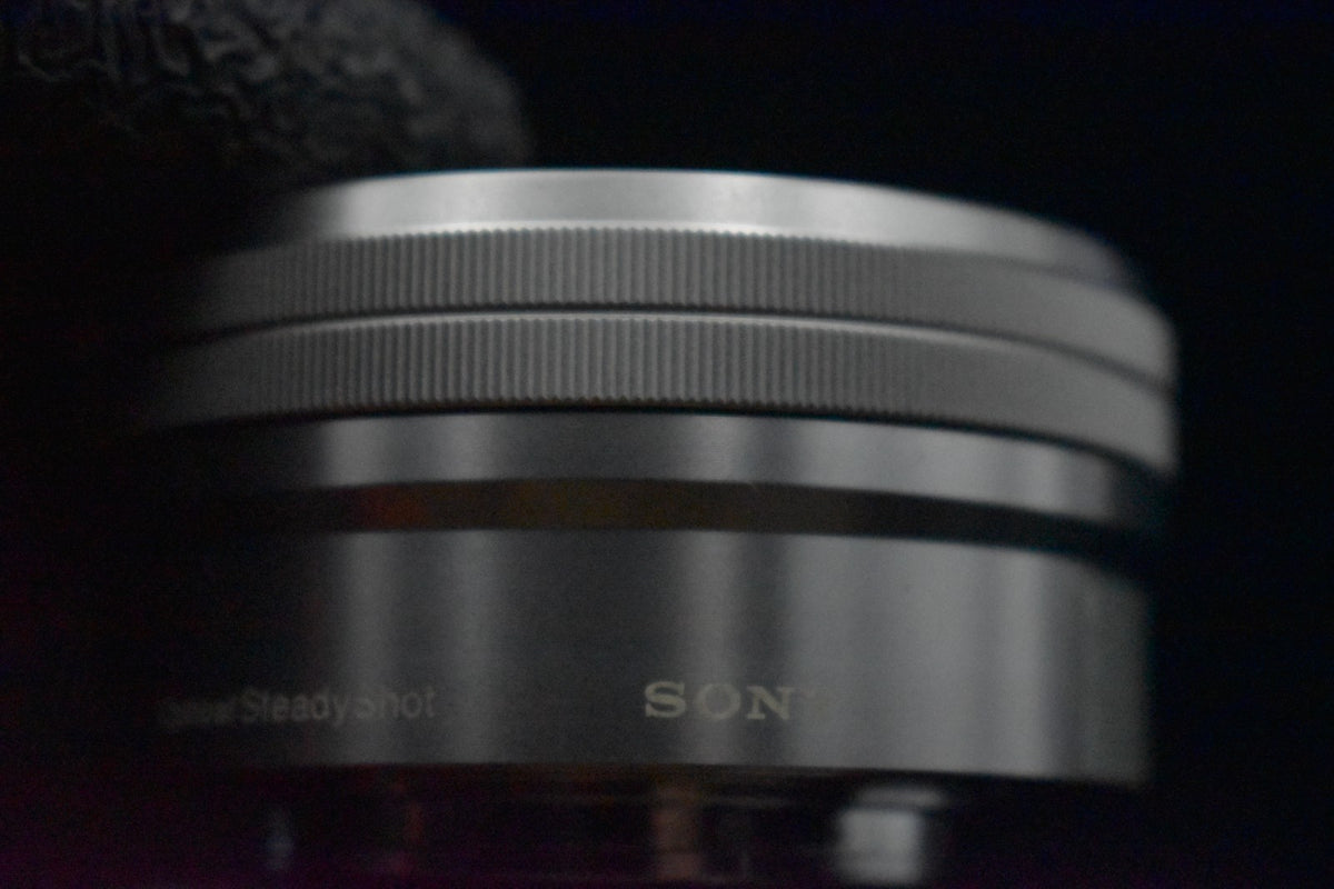 [US Duty Paid] Sony Alpha a5100 Spiegellose Digitalkamera Weiß 9180