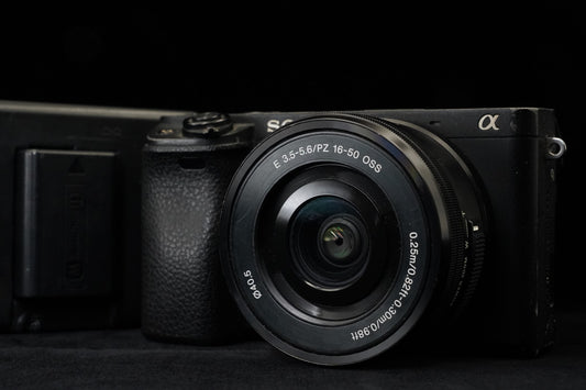Sony Alpha a6300 Mirrorless Digital Camera E 16-50mm Black US Duty Paid 10041