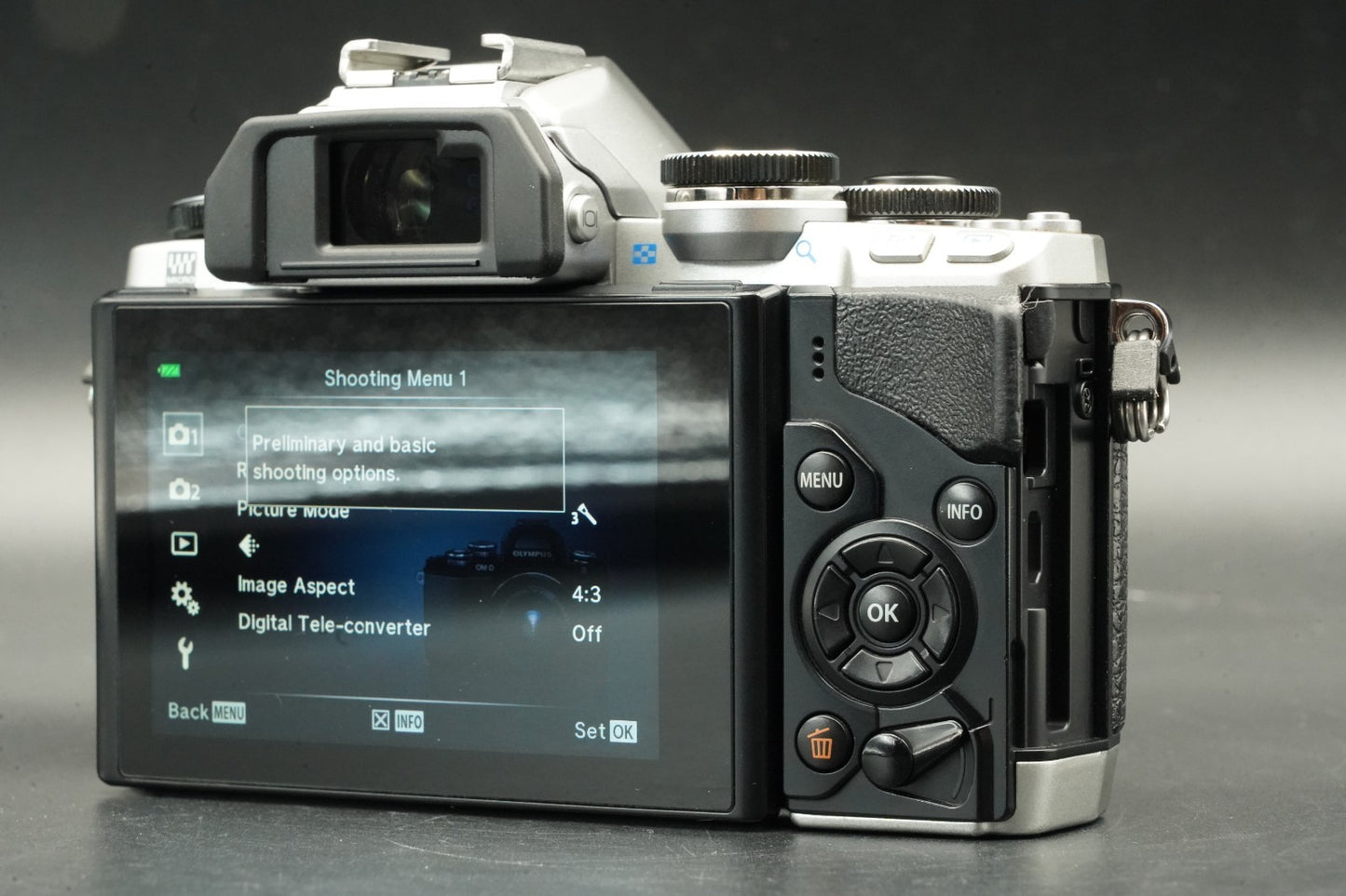 Olympus OM-D E-M10 16.1MP Digital SLR Camera Silver + 14-42mm Lens  11517