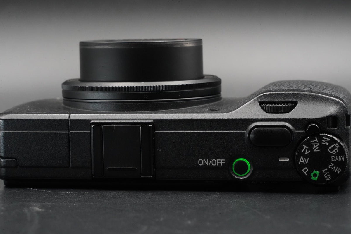 RICOH GR 16.2MP Digital Compact Camera Black JAPAN -15 cuts- #10815